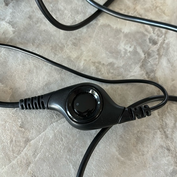 Logitech ClearChat Comfort USB Headset H390 with Mic - Picture 4 of 10